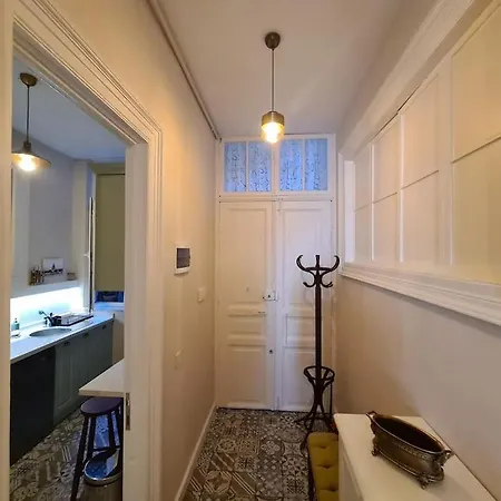 Elegant, Spacious, Quiet 3br Near Historic Center Lägenhet Istanbul