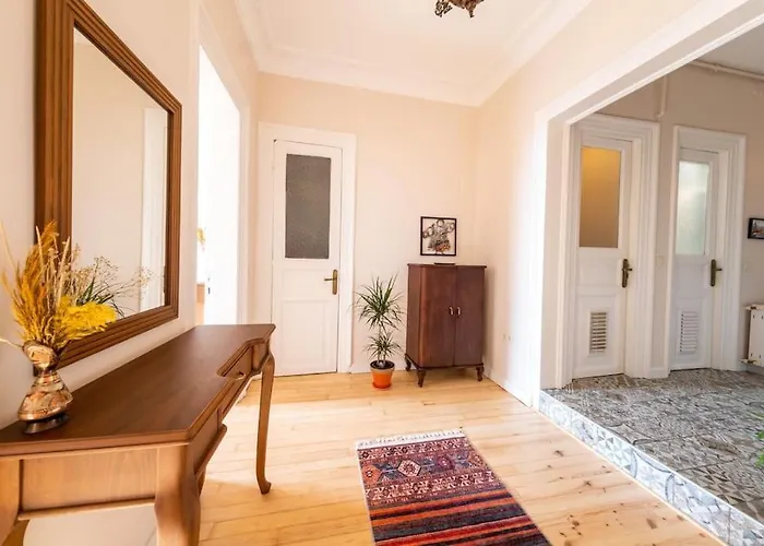 Apartmán Elegant, Spacious, Quiet 3br Near Historic Center Istanbulská provincie