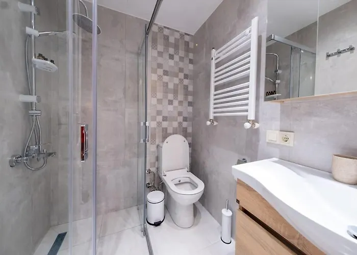 Elegant, Spacious, Quiet 3br Near Historic Center Apartmán *