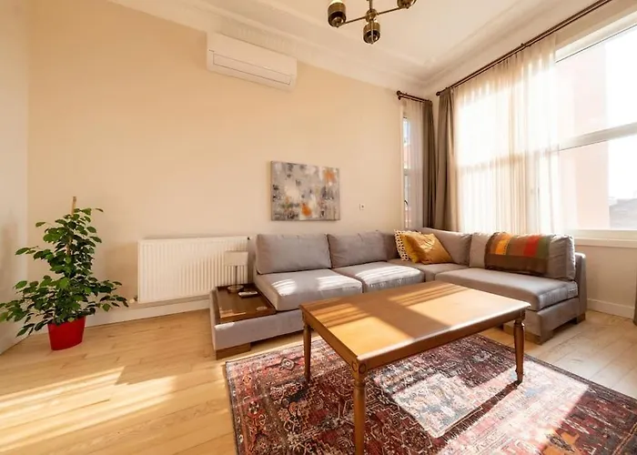 Elegant, Spacious, Quiet 3br Near Historic Center Apartmán