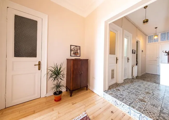 Apartmán Elegant, Spacious, Quiet 3br Near Historic Center Istanbulská provincie
