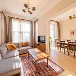 アパート Elegant, Spacious, Quiet 3br Near Historic Center
